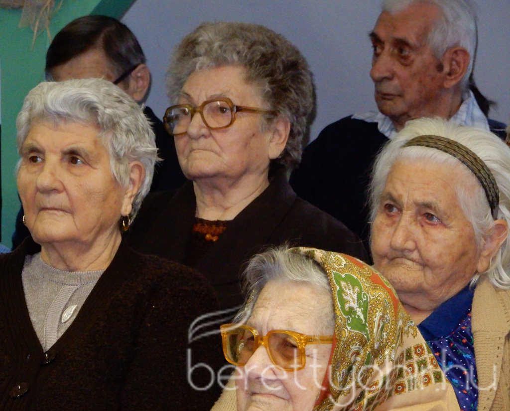 A szépkorúakat köszöntötték 18